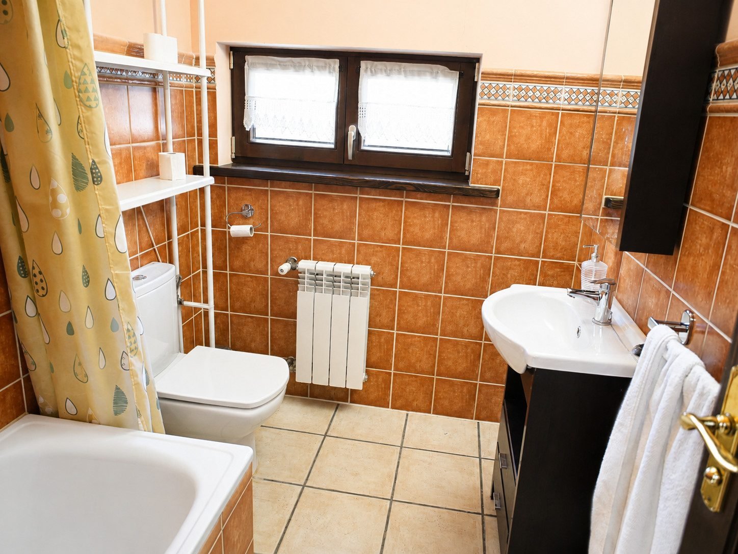 Upper-floor bathroom