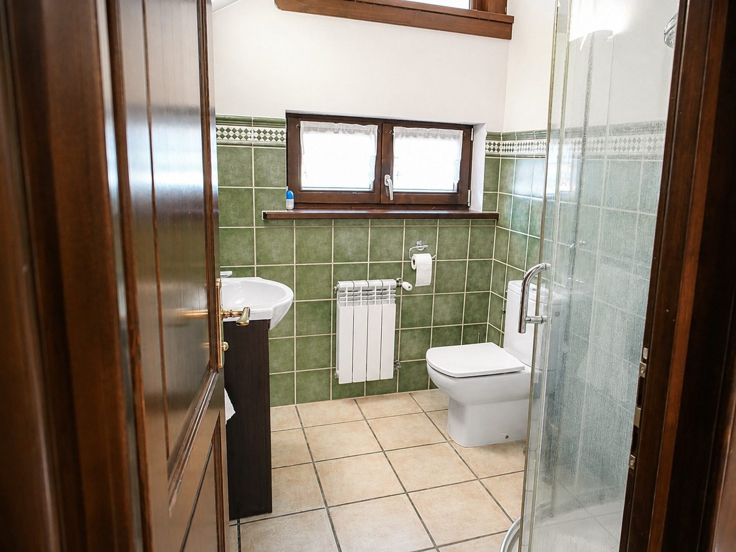 Upper-floor bathroom